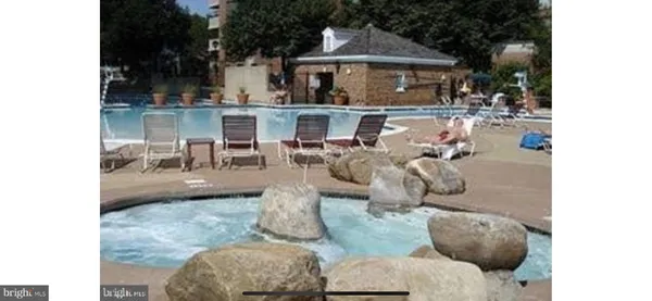 $1,590 | 1021 Arlington Boulevard, Unit 623, Arlington, VA 22209