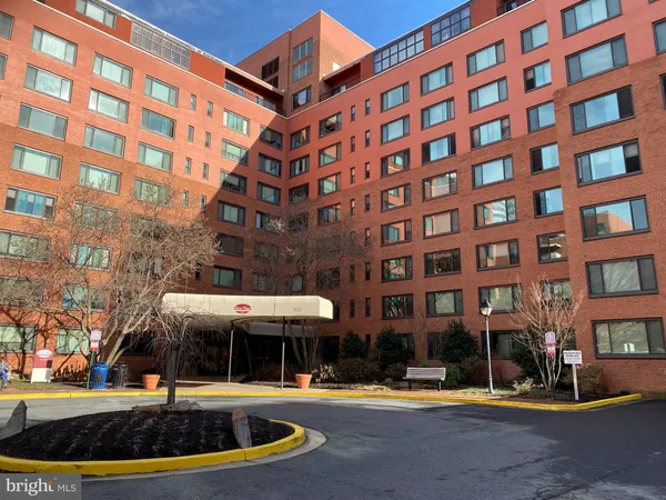 $1,590 | 1021 Arlington Boulevard, Unit 623, Arlington, VA 22209