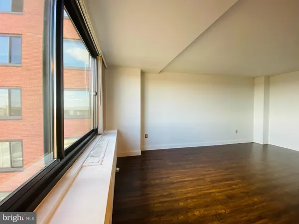 $1,590 | 1021 Arlington Boulevard, Unit 623, Arlington, VA 22209