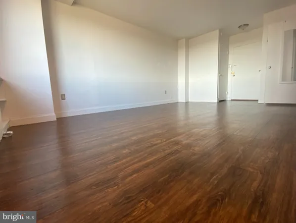 $1,590 | 1021 Arlington Boulevard, Unit 623, Arlington, VA 22209