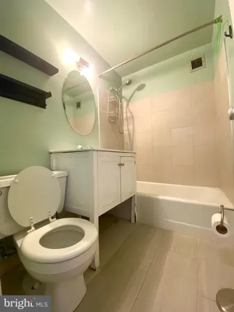 $1,590 | 1021 Arlington Boulevard, Unit 623, Arlington, VA 22209