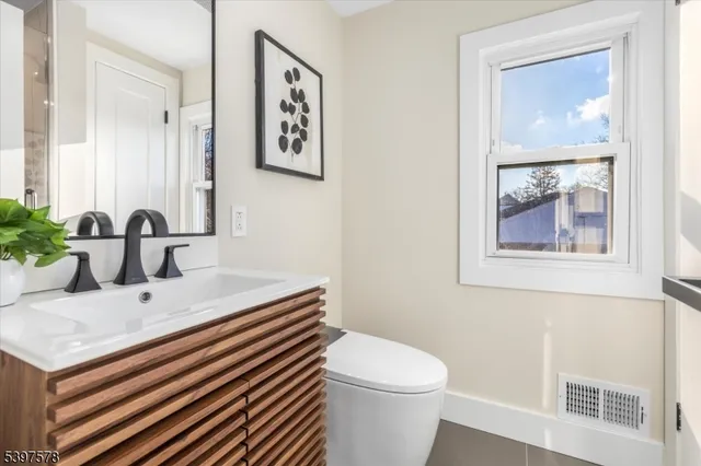 $749,999 | 15 Princeton Place, Nutley, NJ 07110