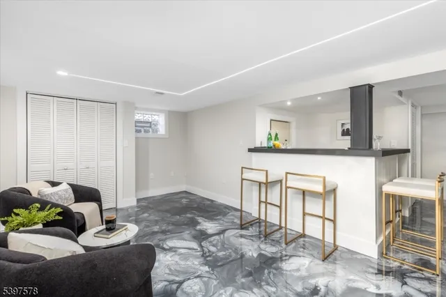 $749,999 | 15 Princeton Place, Nutley, NJ 07110