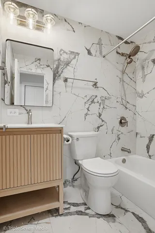 $3,200 | 505 Geronimo Street, Hoffman Estates, IL 60169