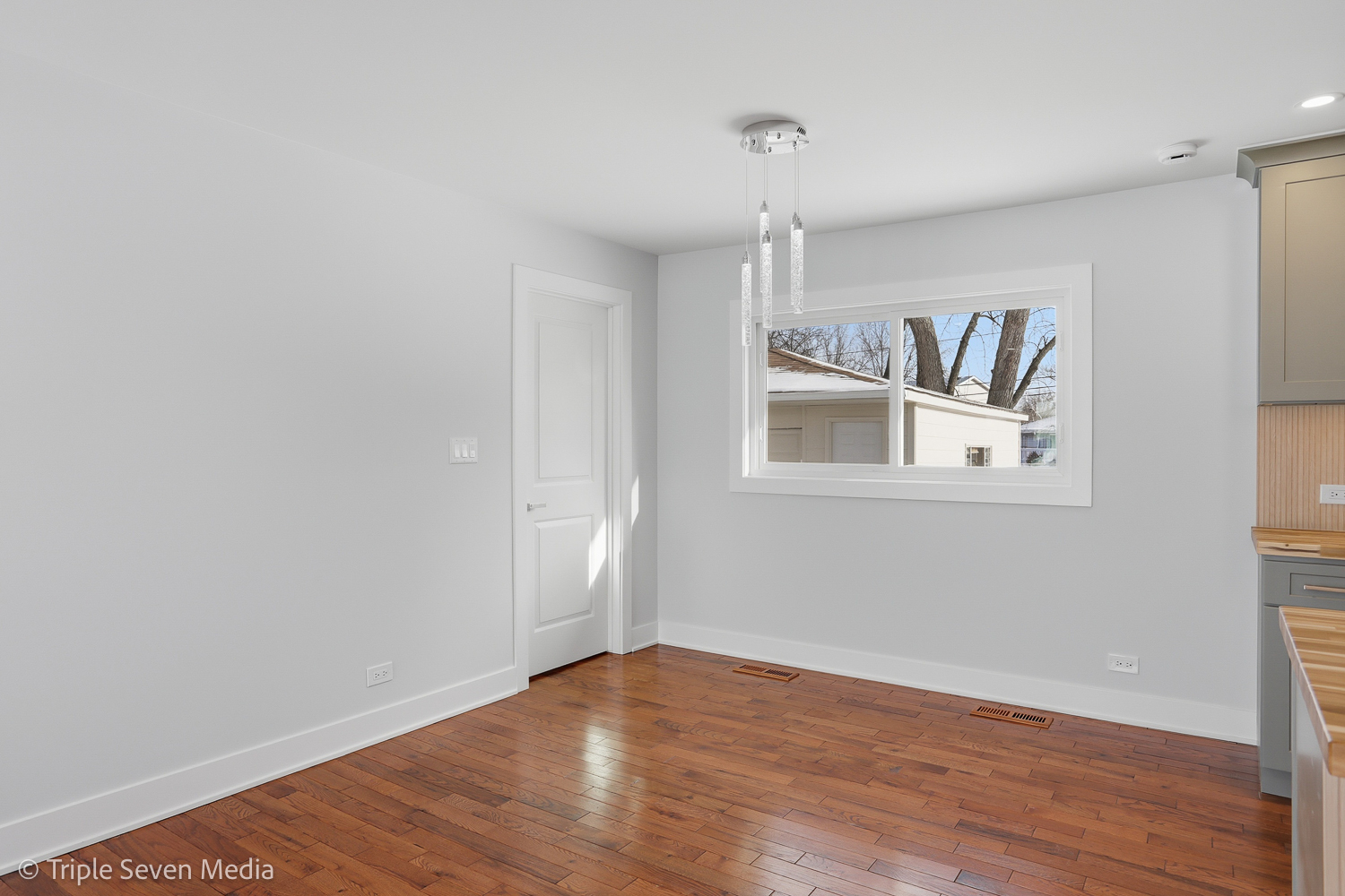 505 Geronimo Street Hoffman Estates, IL 60169 - Photo 18 of 40