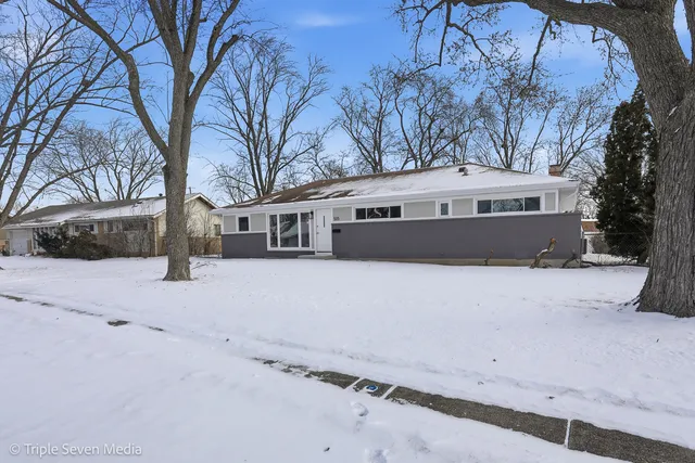 $3,200 | 505 Geronimo Street, Hoffman Estates, IL 60169