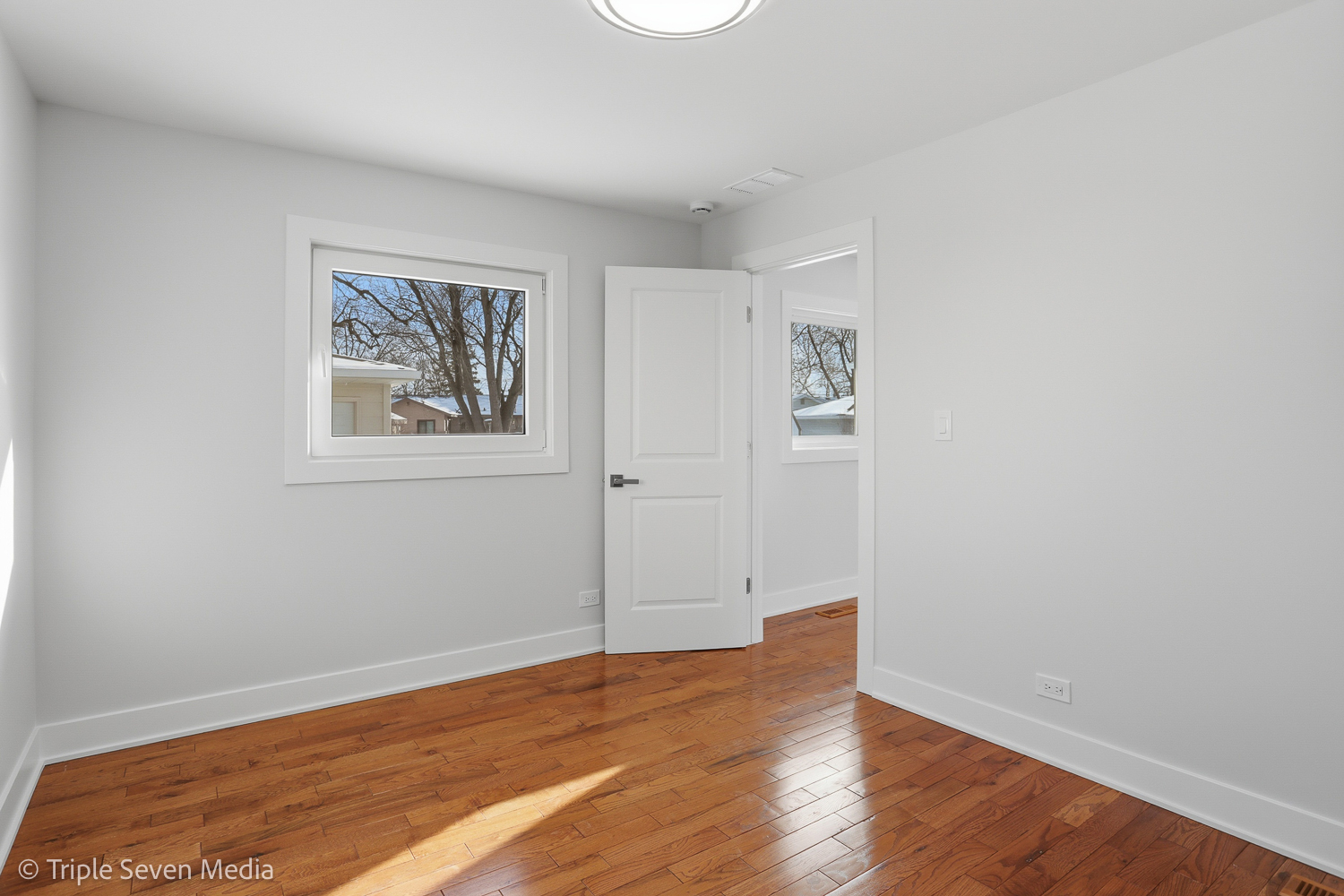 505 Geronimo Street Hoffman Estates, IL 60169 - Photo 23 of 40