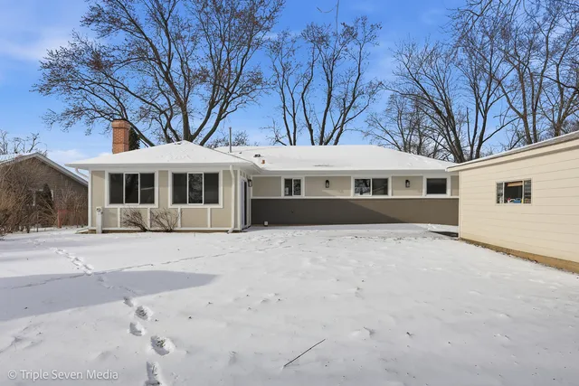 $3,200 | 505 Geronimo Street, Hoffman Estates, IL 60169
