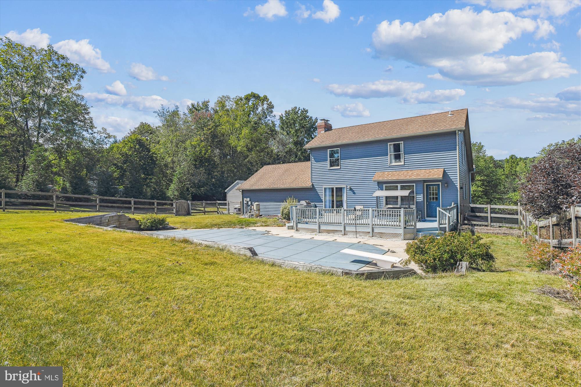 2433 Snydersburg Road Westminster, MD 21157 - Photo 33 of 51 Fenced in pool area