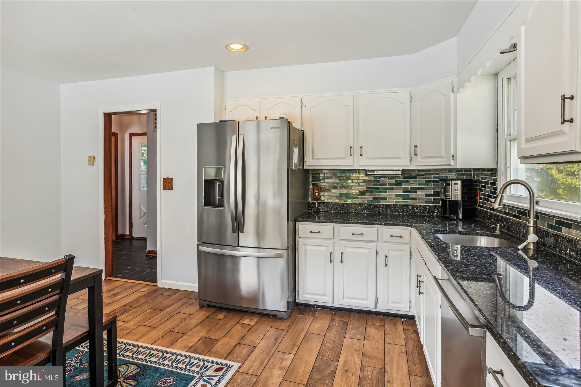 2433 Snydersburg Road Westminster, MD 21157 - Photo 4 of 51 Granite counters