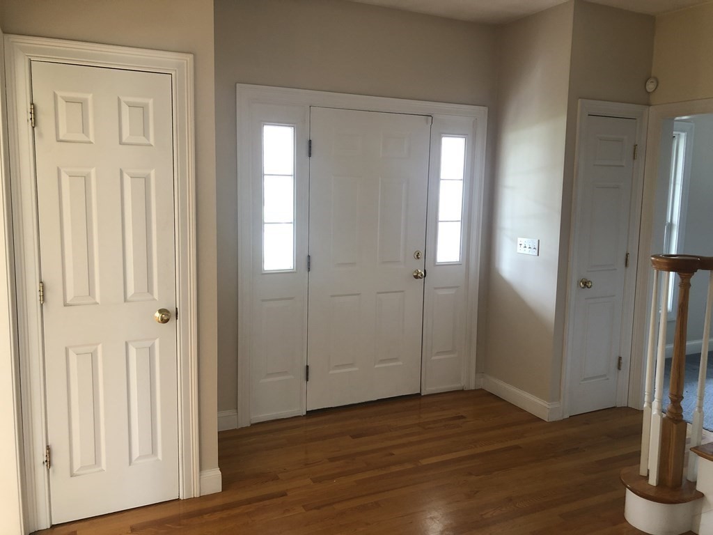 22 Michael Road Attleboro, MA 02703 - Photo 5 of 25 Gallery Image 5