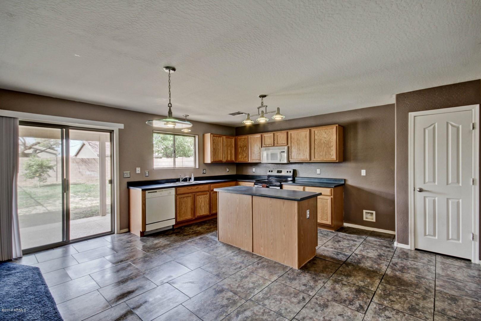 16176 West Calavar Road Surprise, AZ 85379 - Photo 7 of 42 Calavar (9)