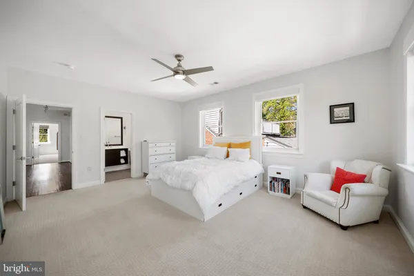 $2,750,000 | 4725 Massachusetts Avenue Northwest, Washington, DC 20016