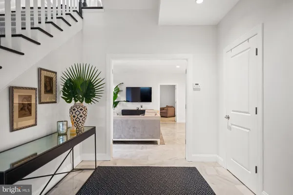 $2,750,000 | 4725 Massachusetts Avenue Northwest, Washington, DC 20016