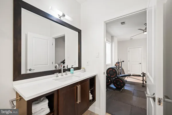 $2,750,000 | 4725 Massachusetts Avenue Northwest, Washington, DC 20016