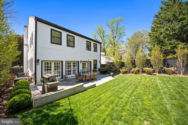 $2,750,000 | 4725 Massachusetts Avenue Northwest, Washington, DC 20016