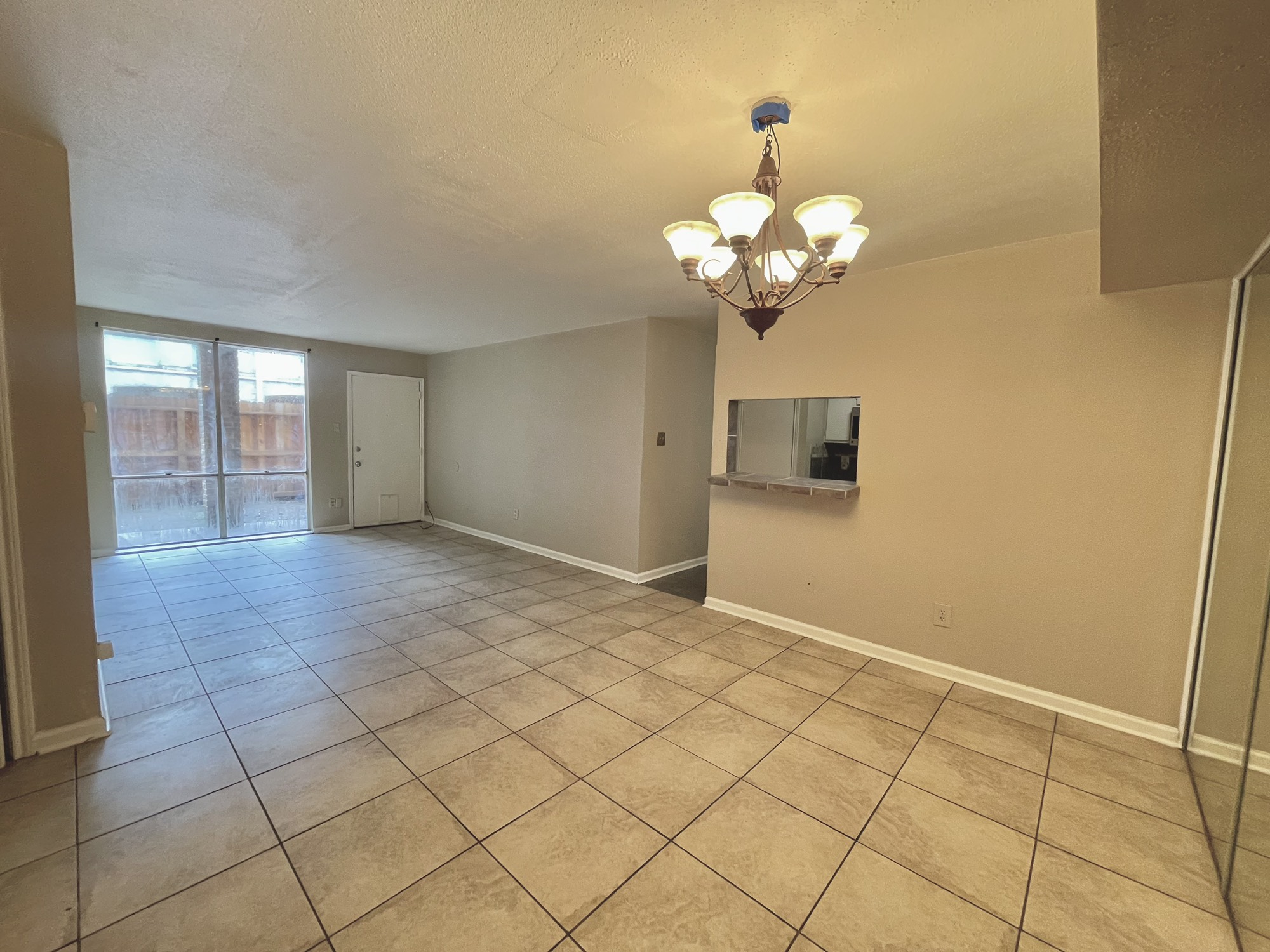 4635 Wild Indigo Street, Unit 497 Houston, TX 77027 - Photo 8 of 20