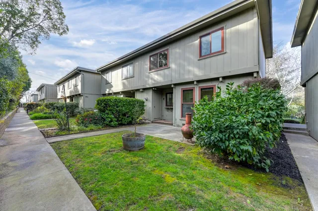 a view of bathroom with toilet