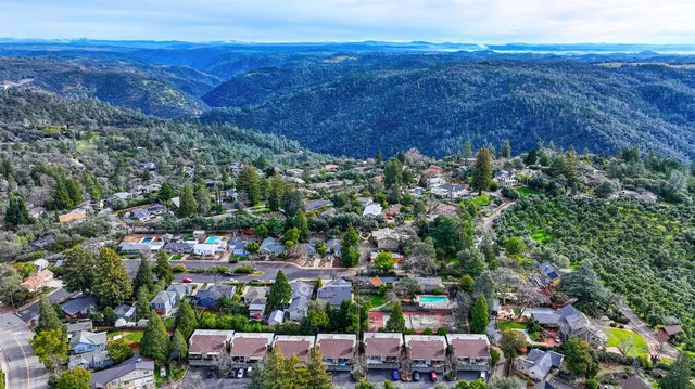 $399,000 | 232 Foresthill Avenue, Unit B, Auburn, CA 95603