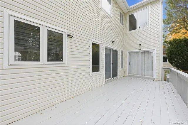 a view of a white house