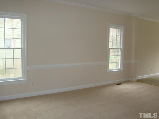 5504 Crossfield Drive Raleigh, NC 27613 - Photo 3 of 18 Living Room