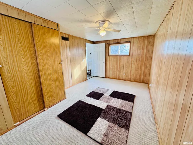 $129,500 | 1005 North Hawkinson Avenue, Galesburg, IL 61401