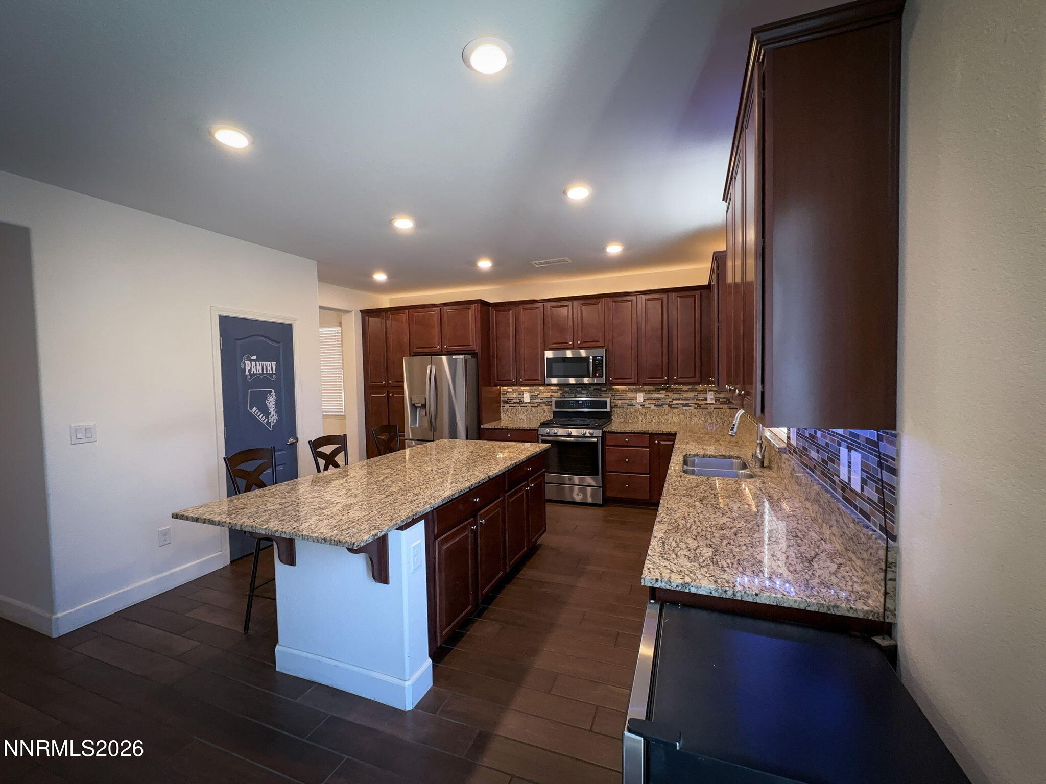 7330 Overture Drive Reno, NV 89506 - Photo 4 of 30 26-web-or-mls-Kitchen (2)