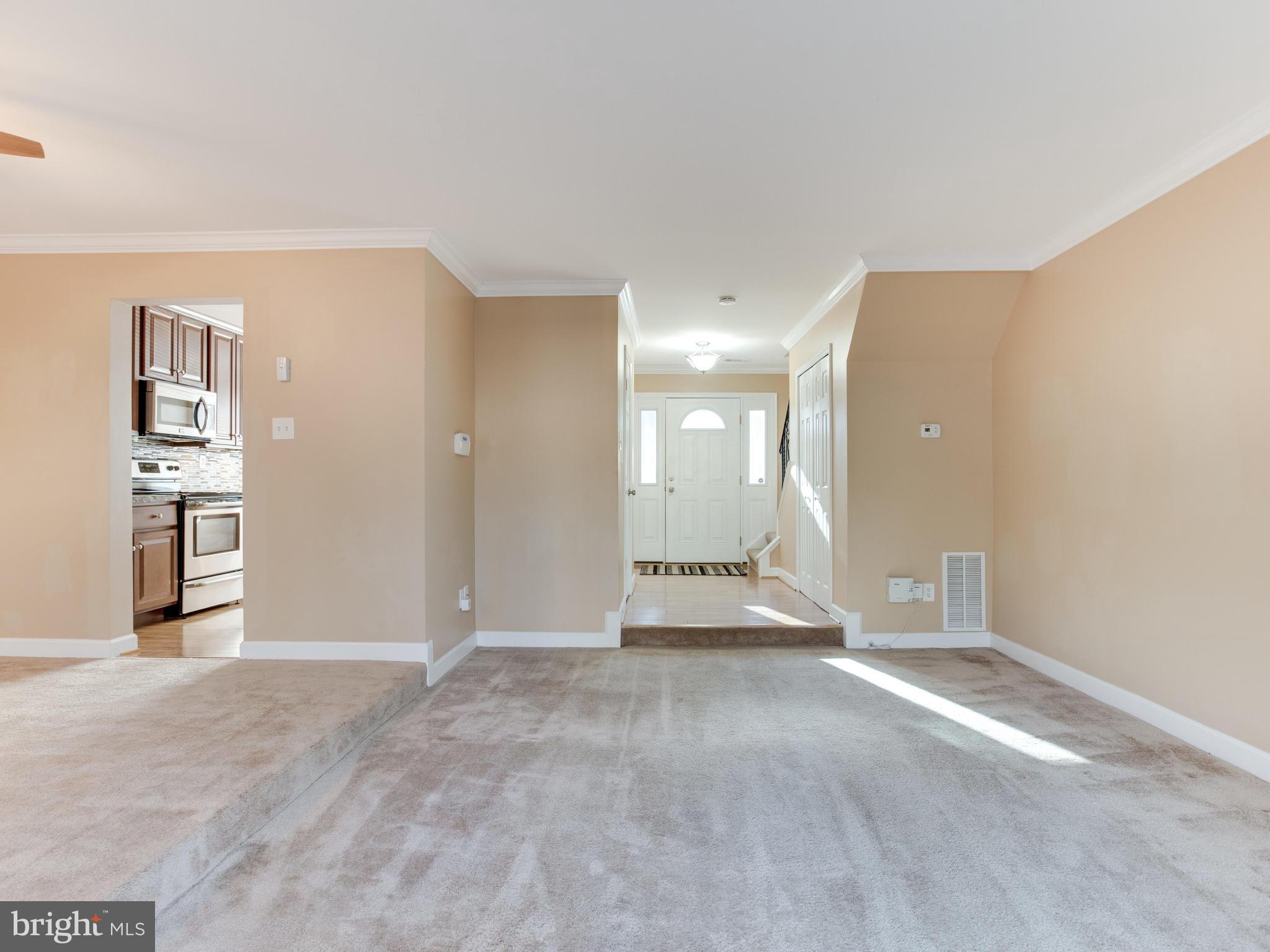 3354 Ryon Court Waldorf, MD 20601 - Photo 14 of 26 Living Room