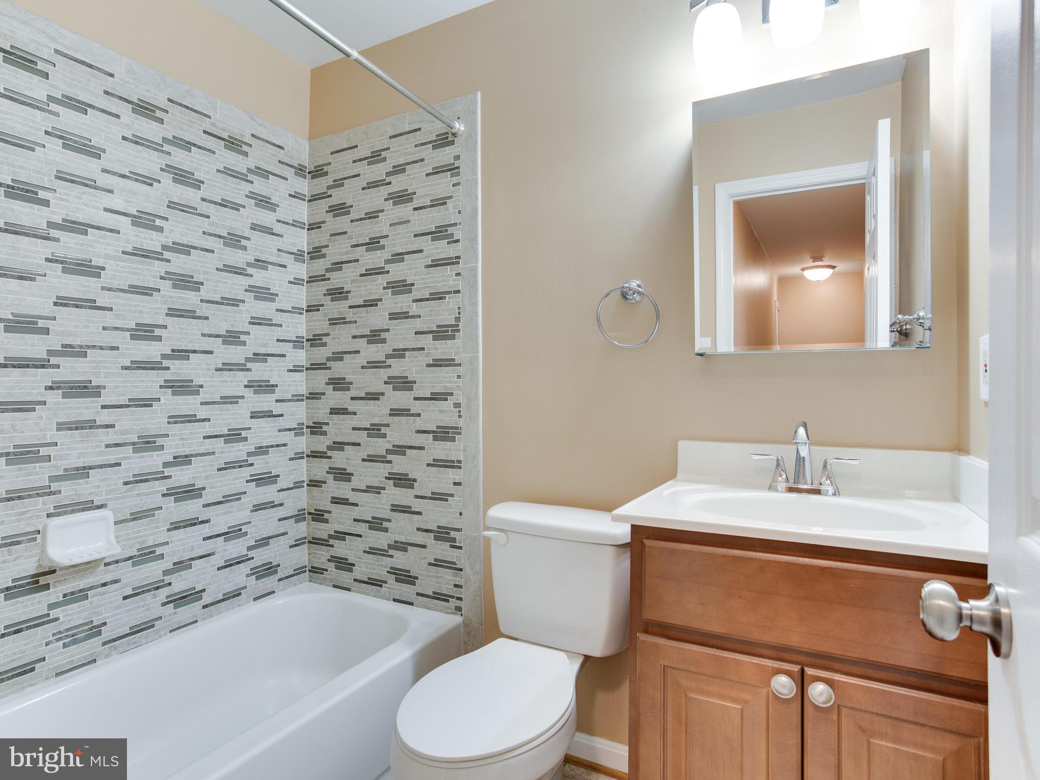 3354 Ryon Court Waldorf, MD 20601 - Photo 19 of 26 Bath (Master)