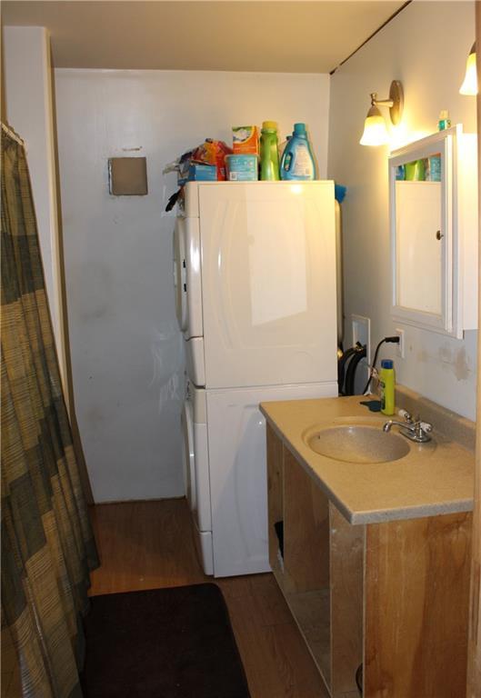 1419 Belfast Road Knox, ME 04986 - Photo 12 of 23 Full tub/shower bath with laundry