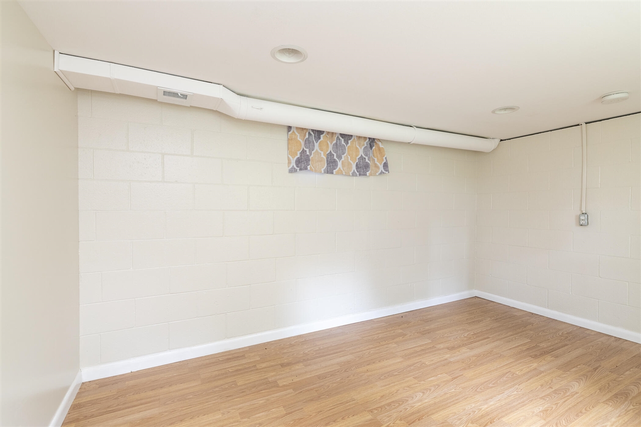 810 Constantine Street Three Rivers, MI 49093 - Photo 25 of 39