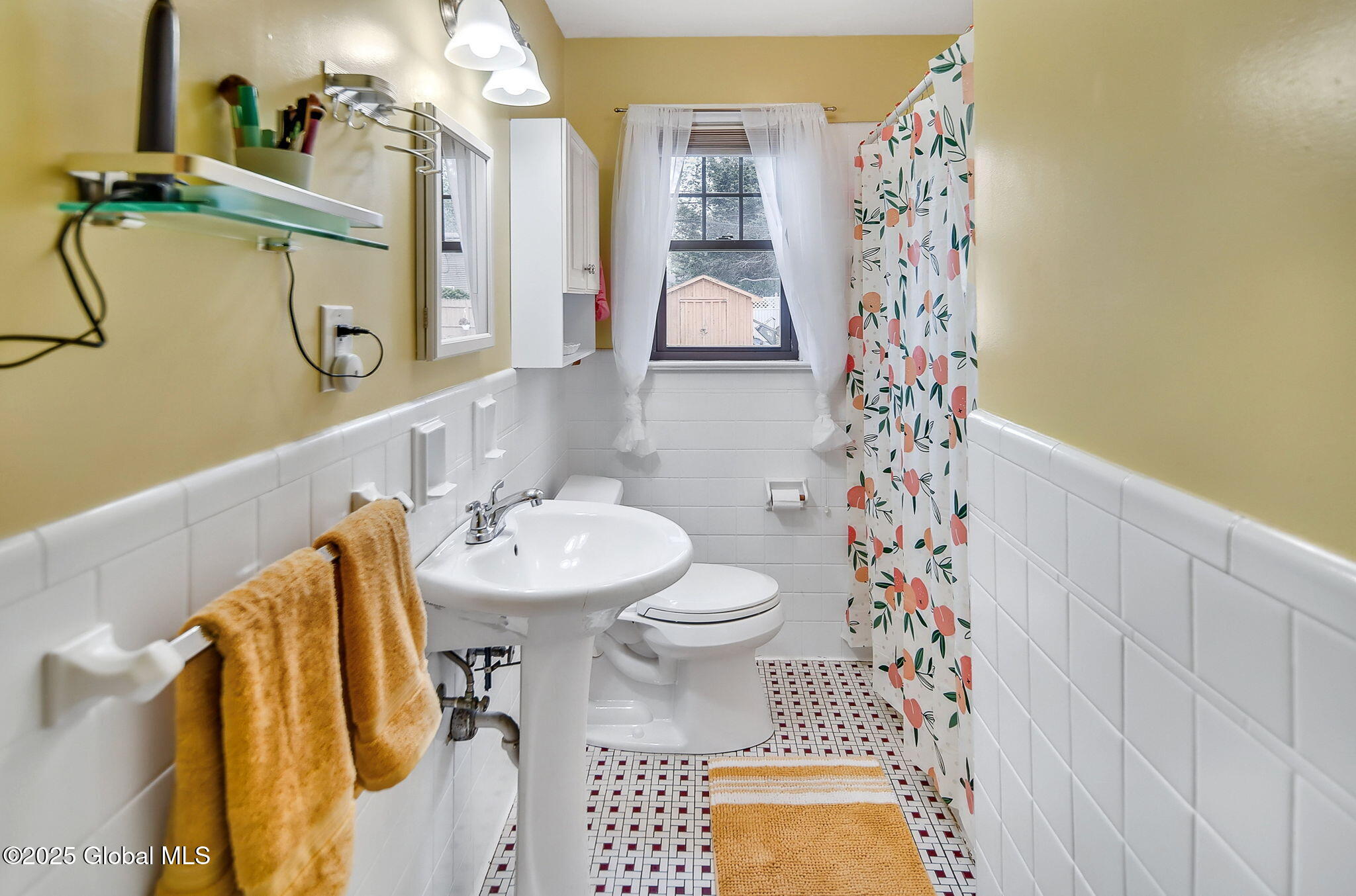 17 Malpass Road Albany, NY 12203 - Photo 14 of 25 Interior 11