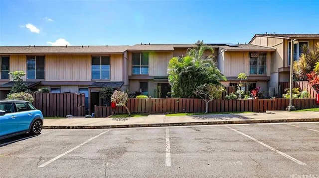 $3,300 | 92-1002 Makakilo Drive, Unit 45, Kapolei, HI 96707