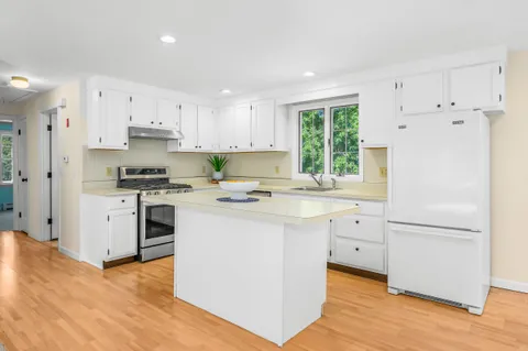 $649,000 | 295 Westwind Circle, Osterville, MA 02655