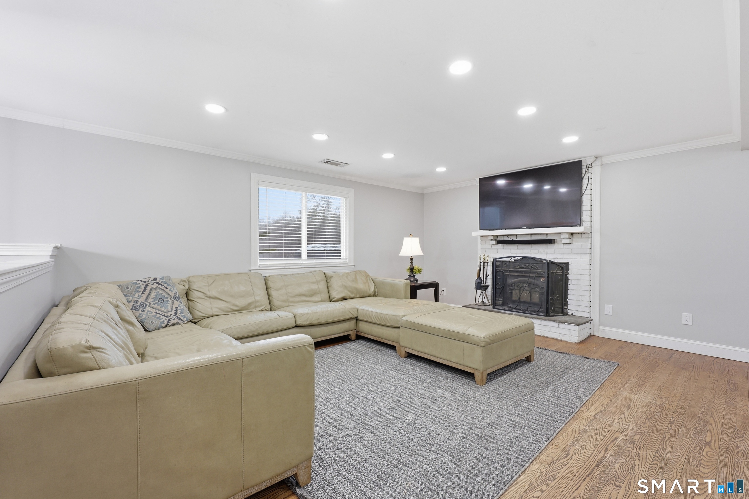 8 Old Field Road Farmington, CT 06085 - Photo 7 of 31