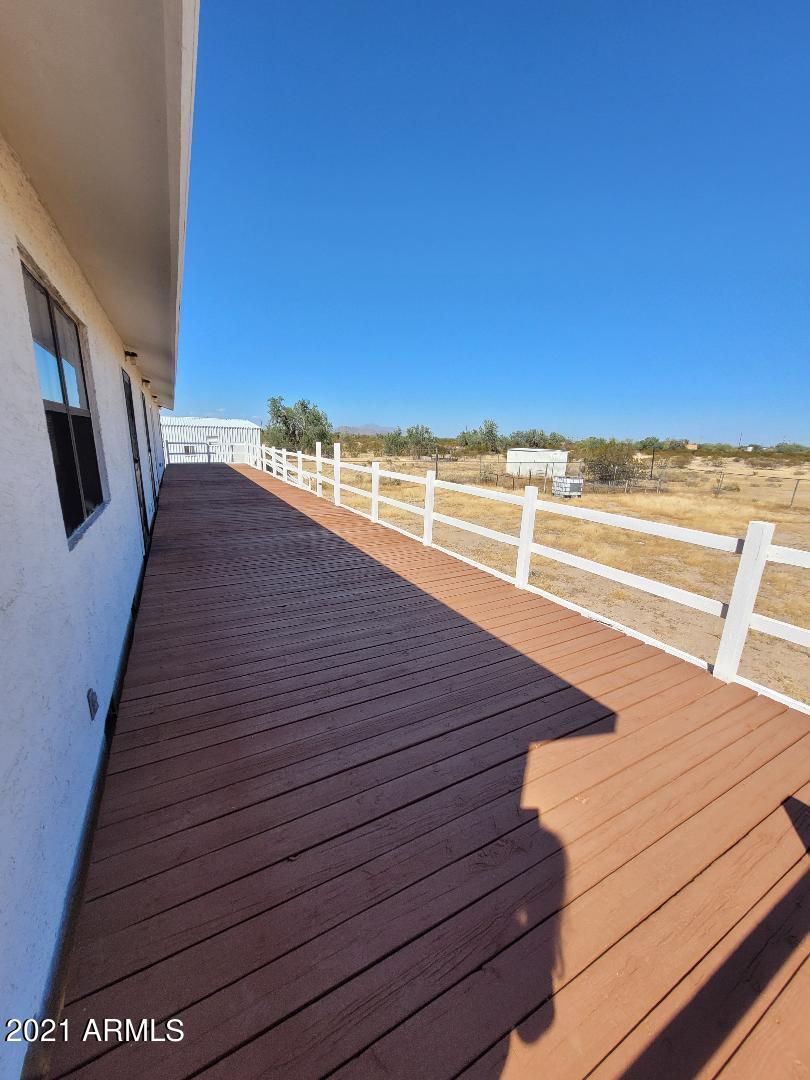 49920 West Century Road Maricopa, AZ 85139 - Photo 6 of 29 Balcony-Deck 2