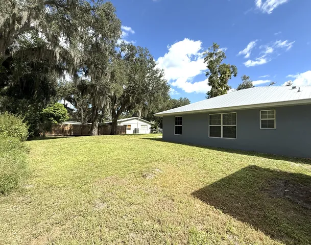 $2,200 | 653 Southeast 13th Avenue, Okeechobee, FL 34974