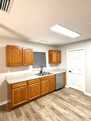 $2,200 | 653 Southeast 13th Avenue, Okeechobee, FL 34974