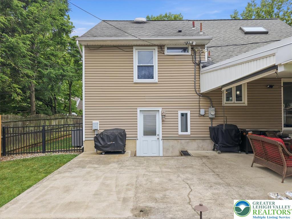 1928 Woodbury Road Bethlehem, PA 18017 - Photo 73 of 89