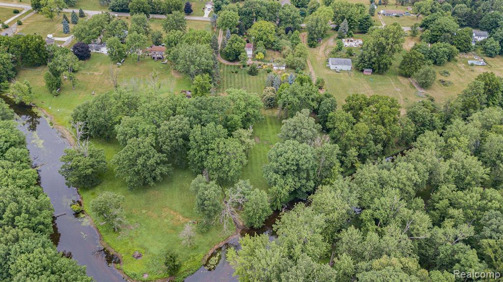 10304 Lehring Road Byron, MI 48418 - Photo 7 of 27 Gallery Image 7