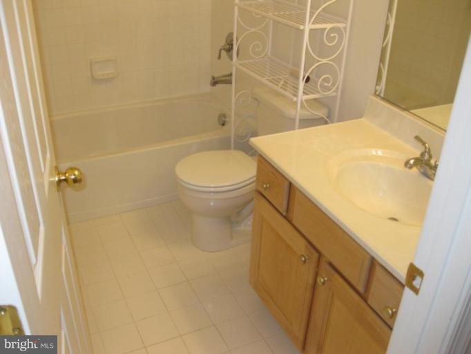 72 Two Rivers Drive Edgewater, MD 21037 - Photo 16 of 17 Bath #2