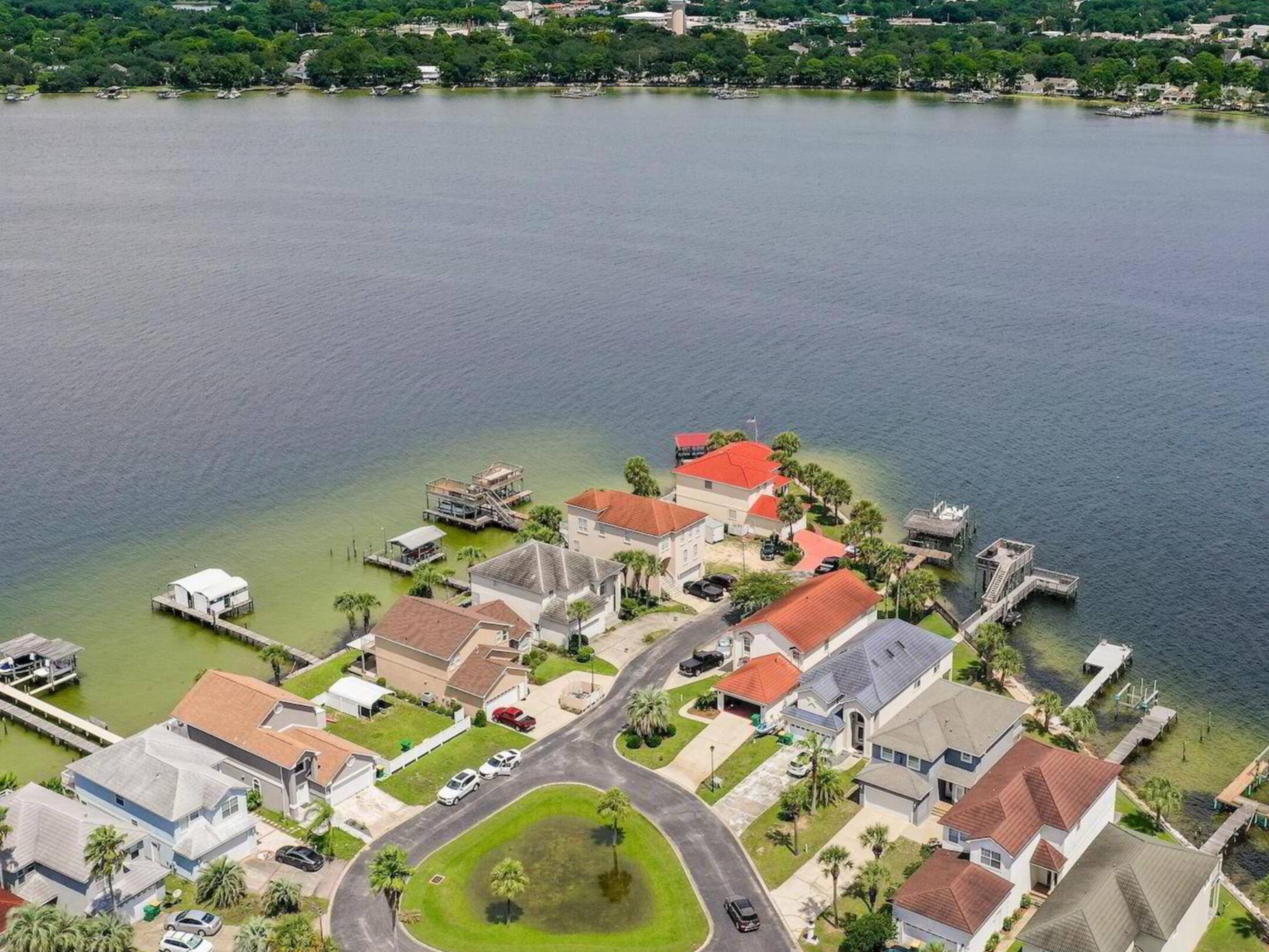 915 Lighthouse Road Fort Walton Beach, FL 32547 - Photo 3 of 10 IMG_8744