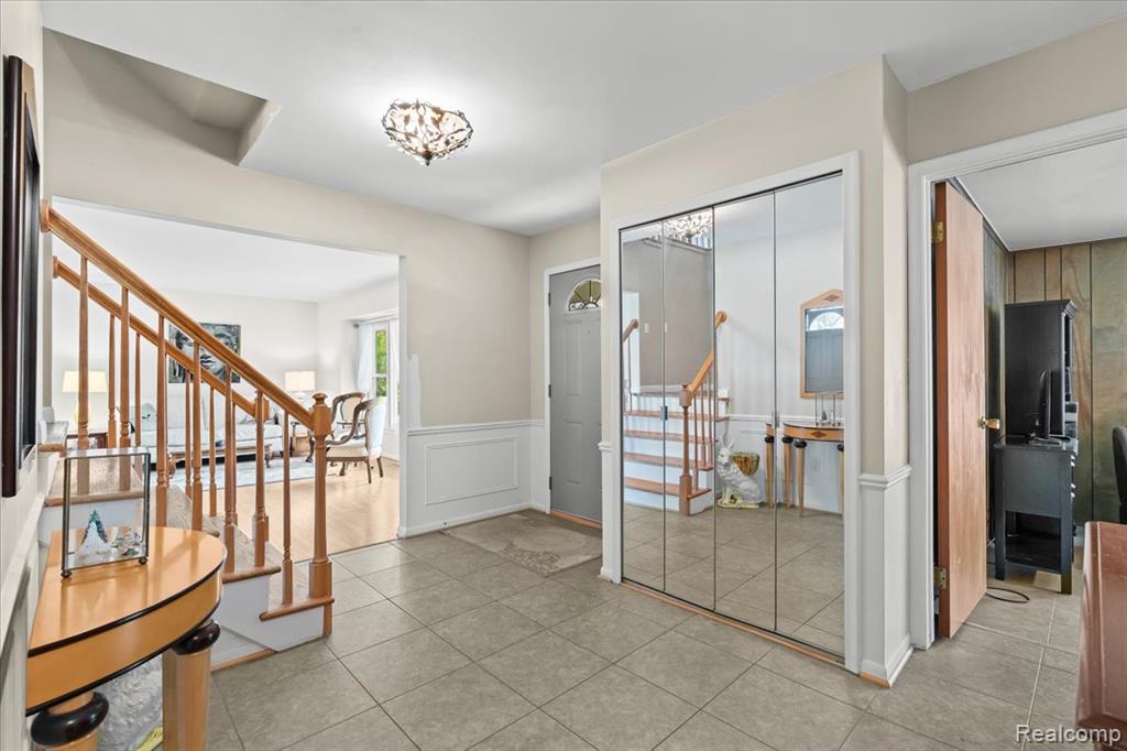 799 Croydon Road Rochester Hills, MI 48309 - Photo 6 of 56