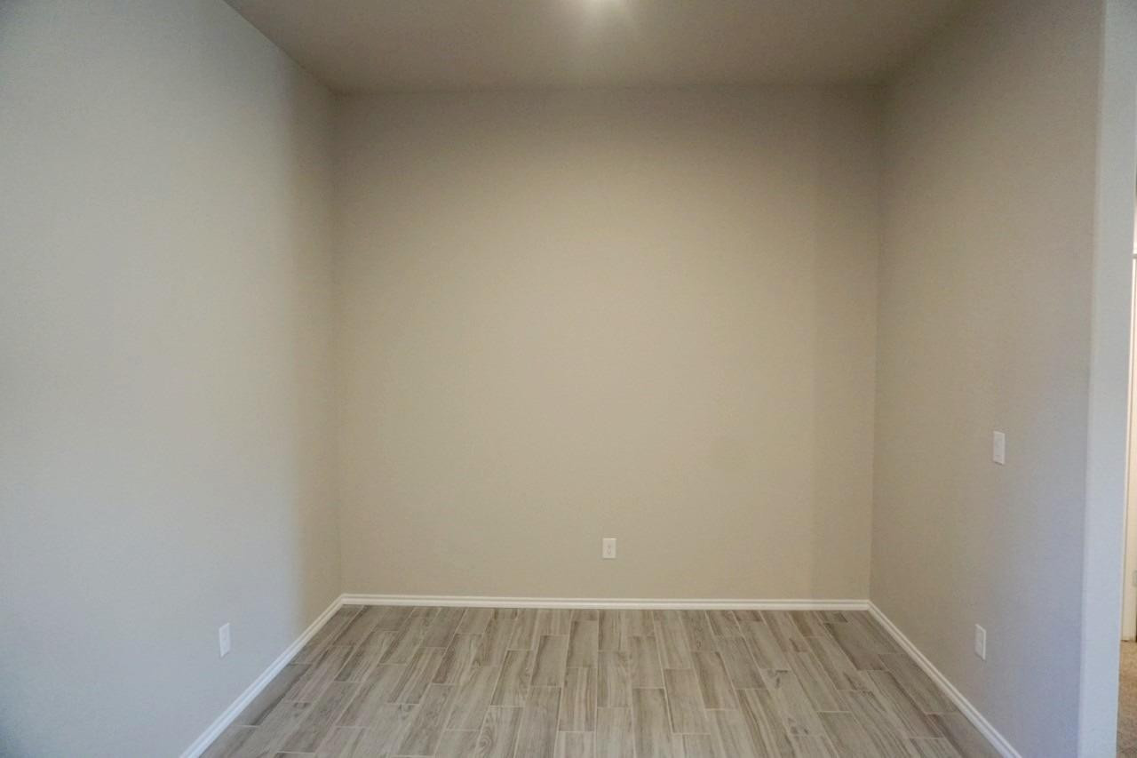 6822 40th Street Lubbock, TX 79407 - Photo 4 of 10 a view of a small space