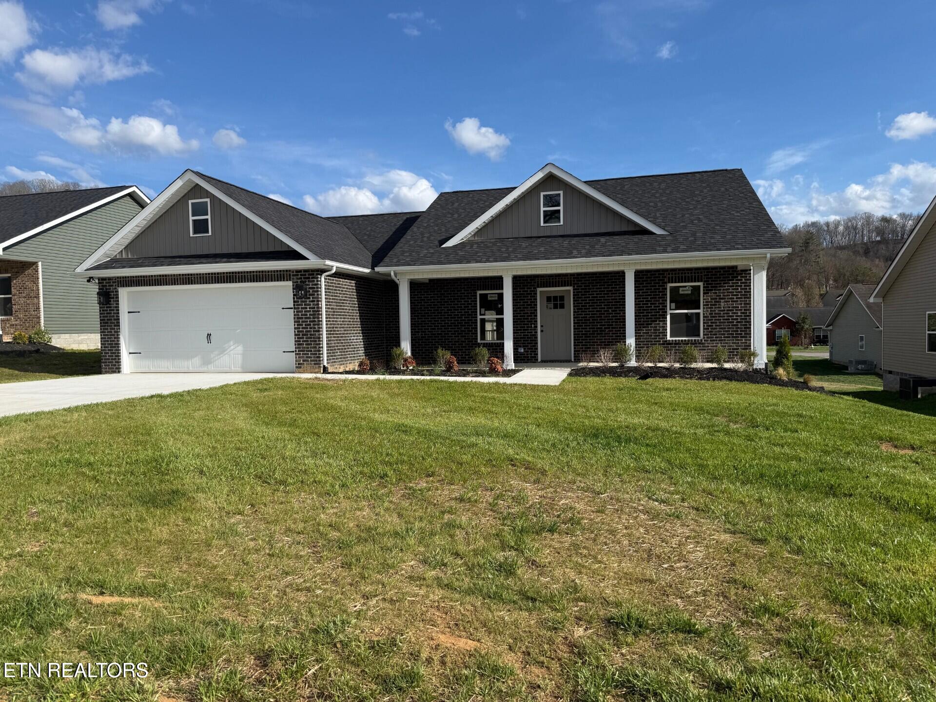 214 Mossy Rock Road Clinton, TN 37716 - Photo 1 of 25 601e6055-4c95-4342-94b9-2b0424729541