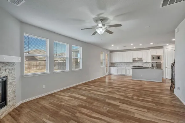 $3,250 | 2019 Tawakoni Drive, Irving, TX 75062