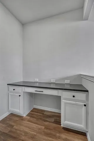 $3,250 | 2019 Tawakoni Drive, Irving, TX 75062