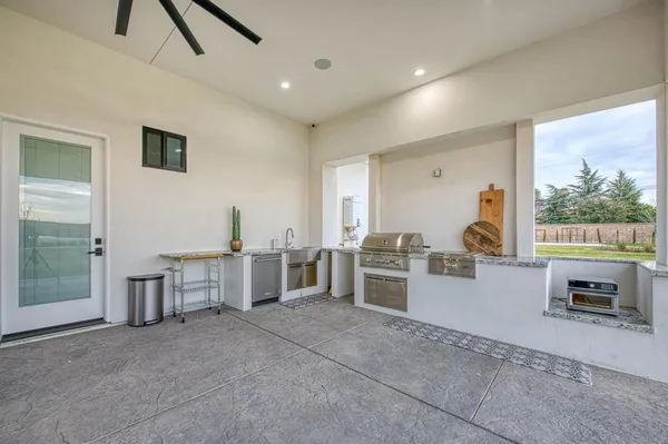 $5,500,000 | 3729 East Queens Court, Clovis, CA 93619