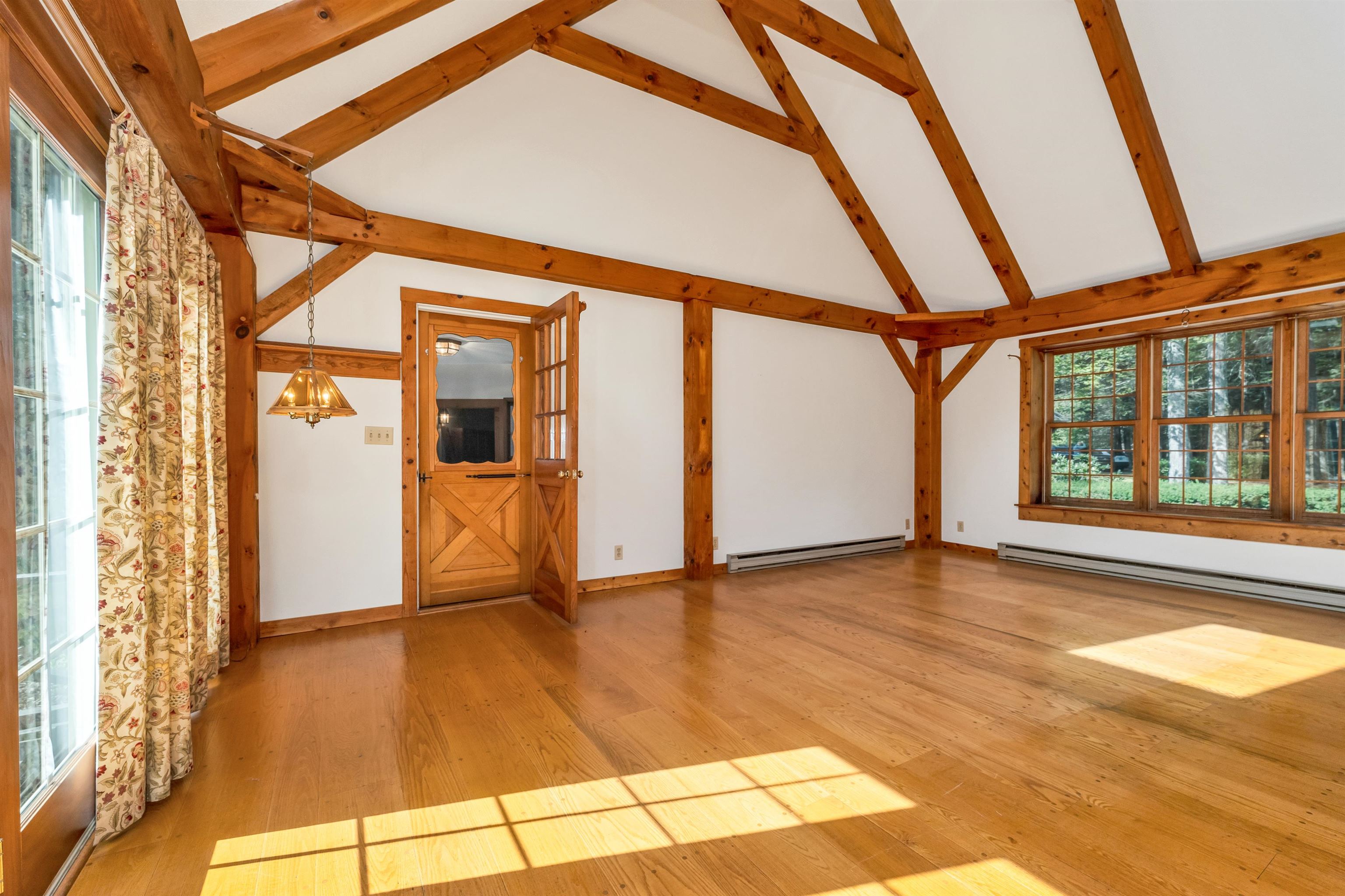 136 Cross Road Chesterfield, NH 03466 - Photo 4 of 47