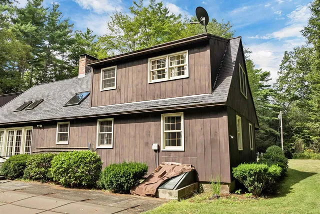 $650,000 | 136 Cross Road, Chesterfield, NH 03466